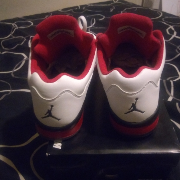 Air Jordan retro 5 - Picture 4 of 5